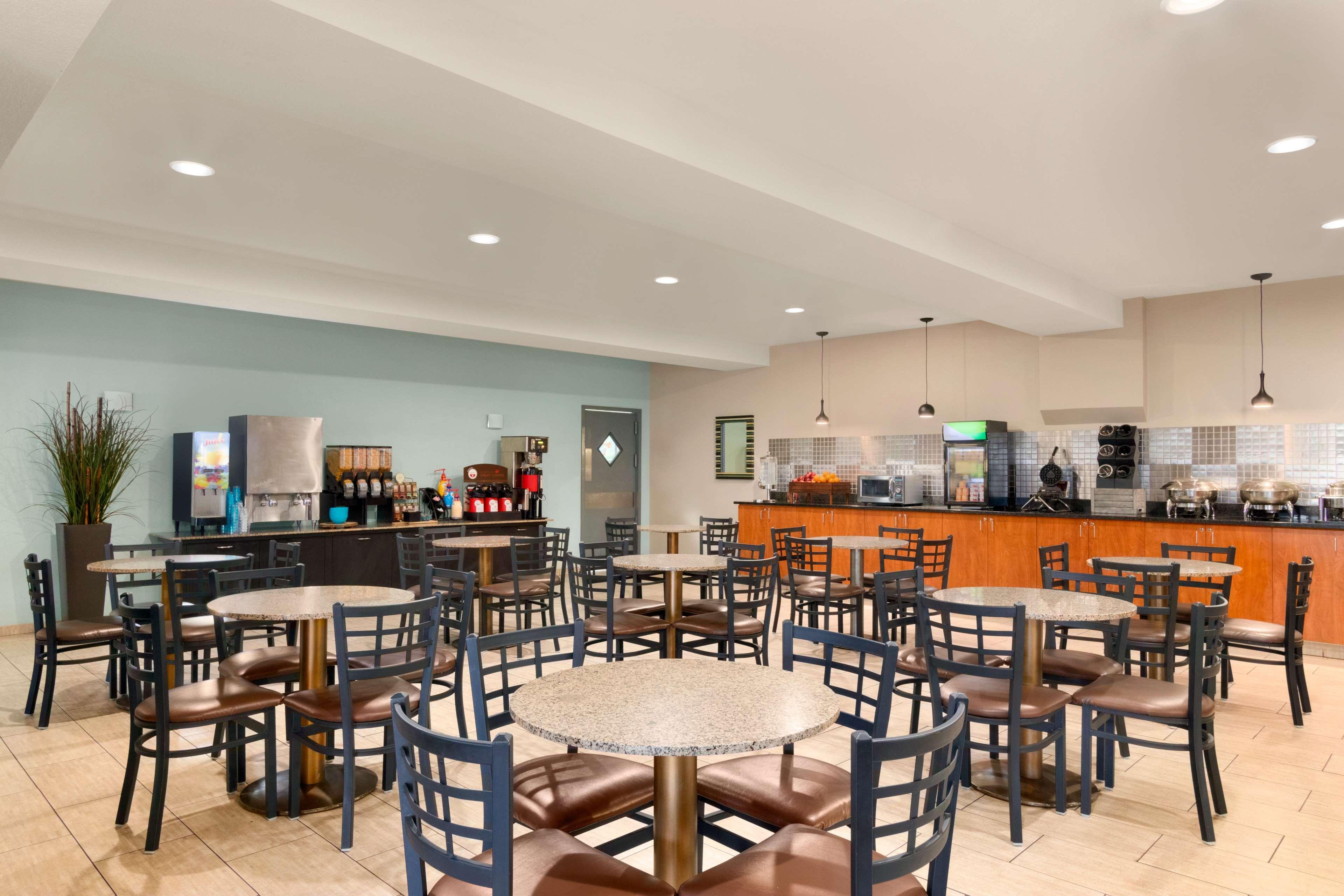 Best Western Plus Peppertree Airport Inn Airway Heights Buitenkant foto