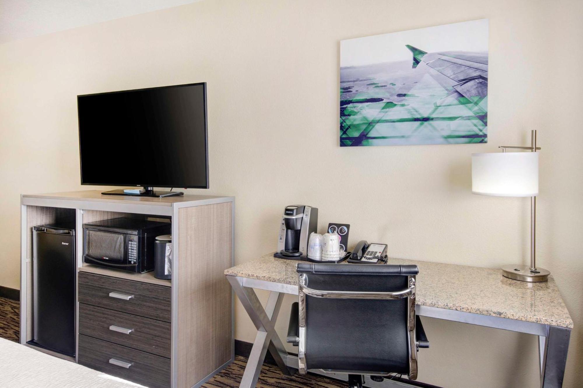 Best Western Plus Peppertree Airport Inn Airway Heights Buitenkant foto
